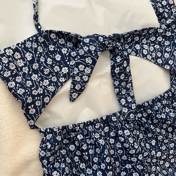 Button Up Tie Back Ditsy Floral Dress - Picture 4 of 4